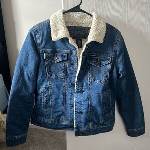 Wrangler fur lined denim jacket size small